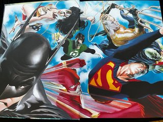 LOS MEJORES SUPERHEROES MUNDO (DC Cómics)