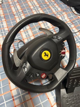 Volante Thrustmaster T80 Ferrari 488 GTB
