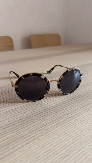 Gafas de sol Prada - NUEVAS