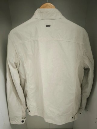 Cazadora Dustin Beige