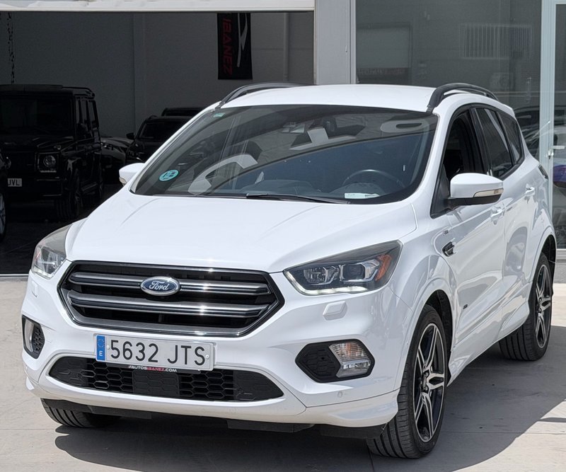 Ford Kuga Ford Kuga 2.0 TDCi 180 4x4 A-S-S Titanium Powers. - foto 1