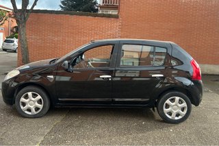 Dacia Sandero 2012