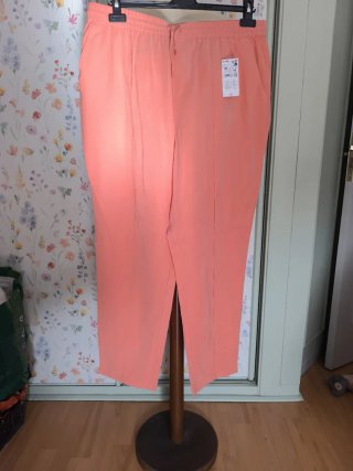 Pantalón rosa primavera