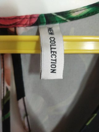 Tutina floreale nera