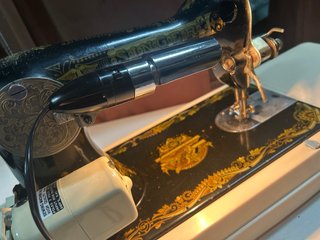 Máquina de coser Singer antigua