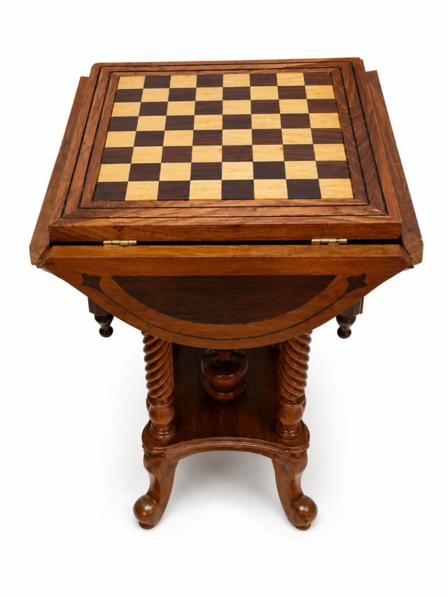 Mesa de ajedrez de madera