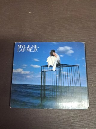 CD Mylene Farmer de segunda mano por 2 EUR en Arenys de Munt en