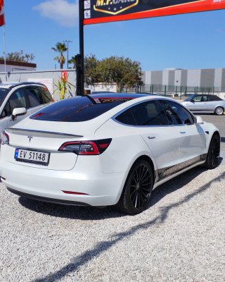 Tesla Model 3 2019