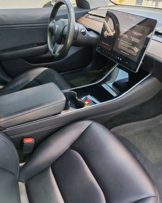 Tesla Model 3 2019