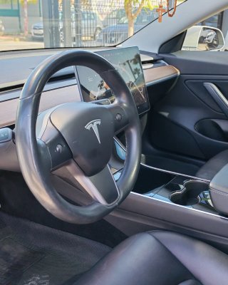 Tesla Model 3 2019
