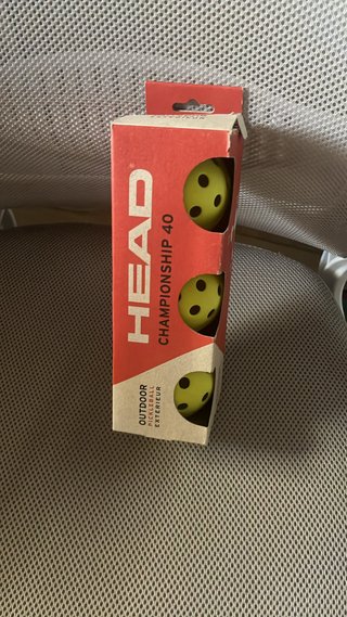 Pala de pickleball marca Luzz