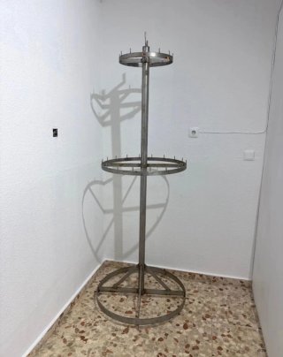 Perchero para jamones de metal