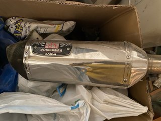 Suzuki GSXR600 K7 Blanca