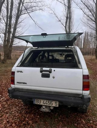 Opel Frontera A