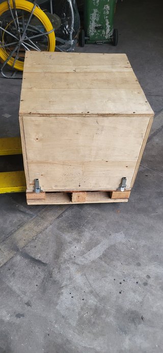 Makita LH1201FL Sierra Ingletadora 305mm