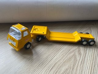 Mini Sansón Remolque Bull Dozer Ricó. Caja orig.