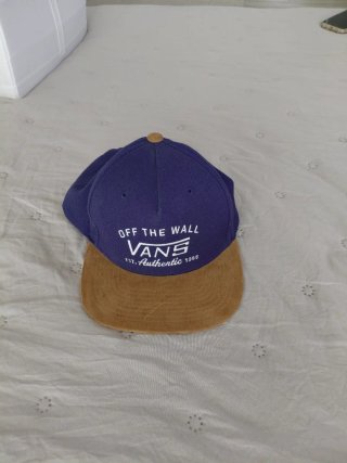 Gorra Vans Off The Wall Marrón y Azul