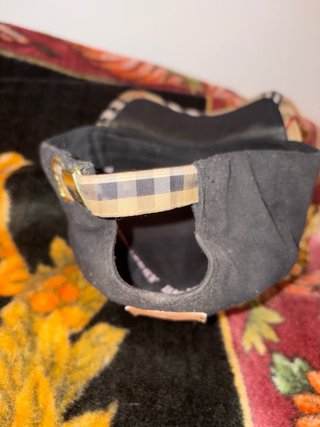 Gorra Burberry Negra