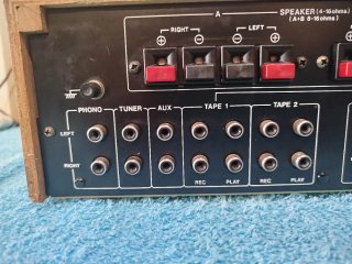 Amplificador Akai AM-2200 Plata