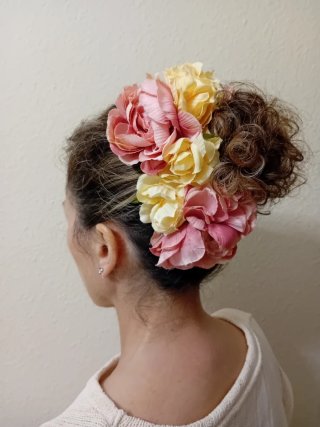 Traje de flamenca amarillo con volantes