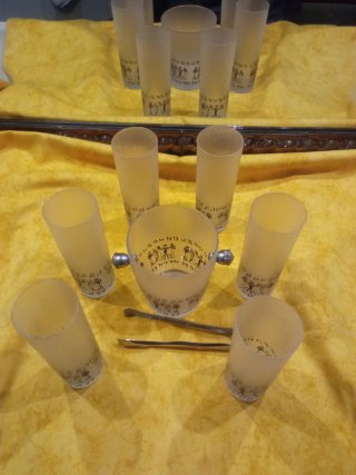 Conjunto hielera y vasos estilo egipcio