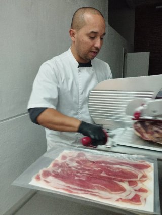 Traspaso  charcutería