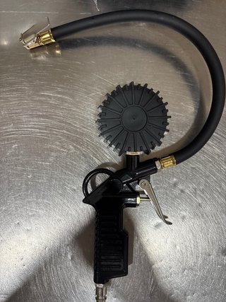 Manómetro Presión Neumáticos 220 PSI