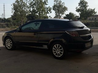 Opel Astra 2007