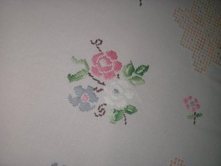 Colcha de Lagartera bordada en Cáceres.
