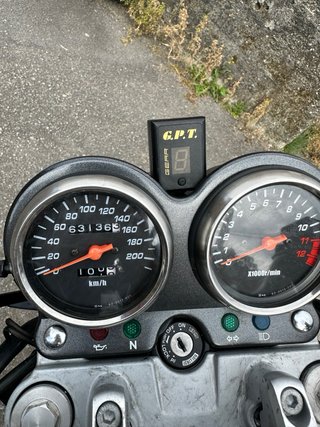 Suzuki GS500 2007 Limitada en papeles A2