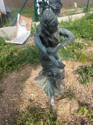 Escultura bronce macizo figura danzante