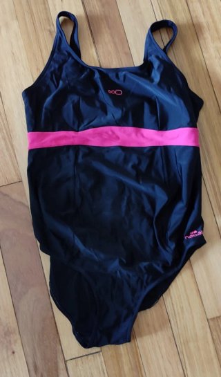 Bañador premamá Nabaiji negro y rosa