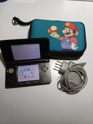 Nintendo 3DS Nera