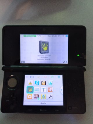 Nintendo 3DS Nera