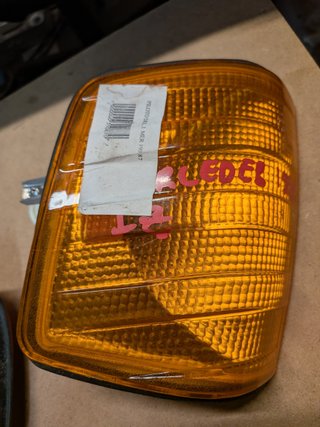 Intermitentes Mercedes 190E 87 sin fisuras