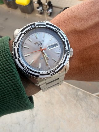 Reloj Seiko 5 Sports SKX Style Edición Especial