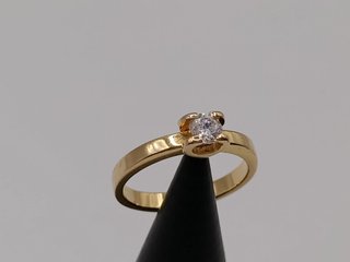 Anillo Solitario Oro 18k- 4,46gr
