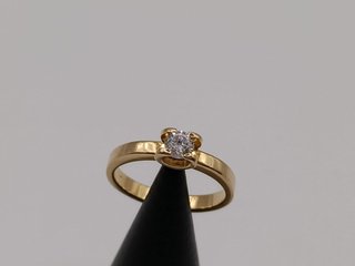 Anillo Solitario Oro 18k- 4,46gr