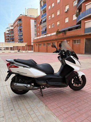 Kymco Super Dink 125i