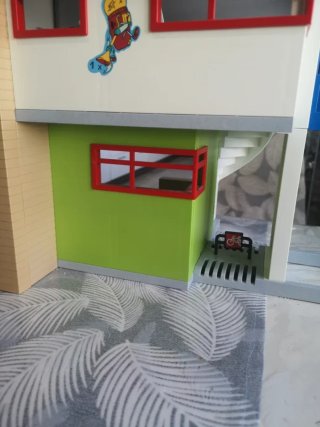 Colegio Playmobil con figuras