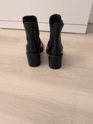 Botines Zara Tacón Negro