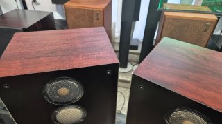 Altavoces Vieta B-4200