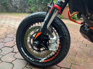 KTM 690 SMC R
