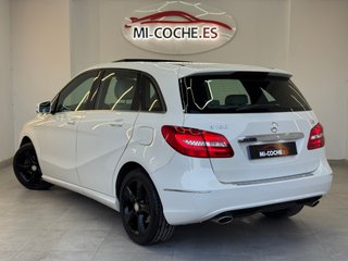 Mercedes Clase B B 180 CDI Sport - TECHO - CUERO -