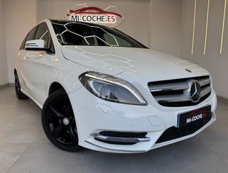 Mercedes Clase B B 180 CDI Sport - TECHO - CUERO -
