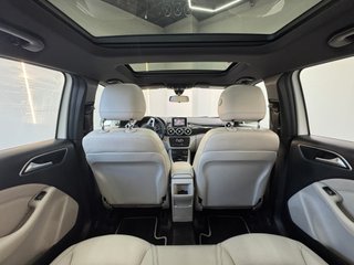 Mercedes Clase B B 180 CDI Sport - TECHO - CUERO -
