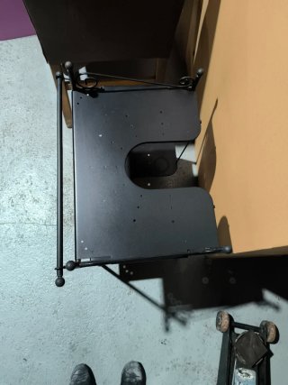 Mobile in ferro battuto per pica Ikea nero