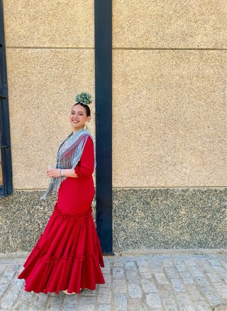 Traje de flamenca rojo talla XL. Hecho por costure