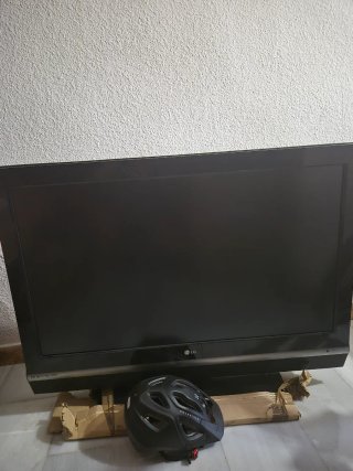 Televisor LG 50 con base giratoria
