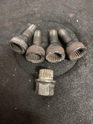 Tornillos Antirrobo BMW e46